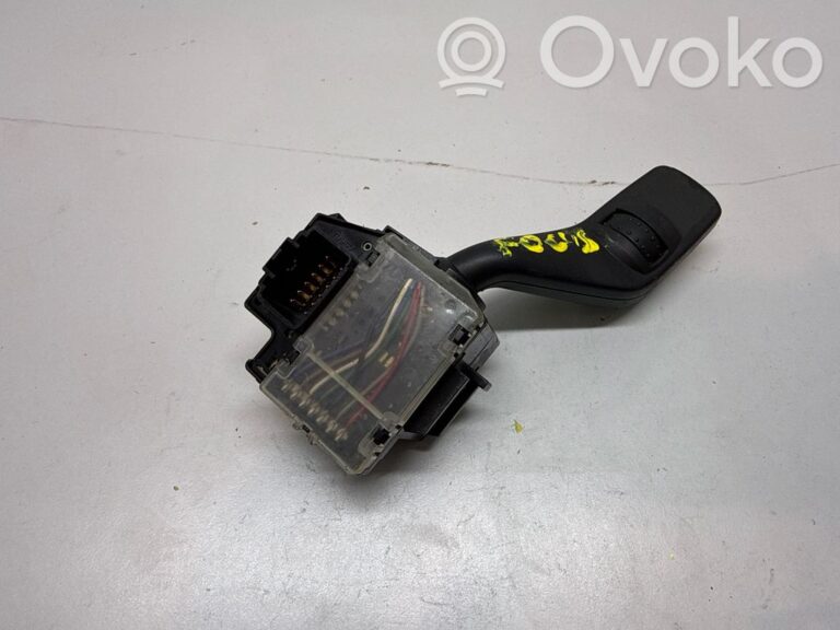 fa209e1aa05db8c97466515f26d005ee-40b1bc3b17f1eb1ca4f3819eb9e2d833_wiper_control_stalk