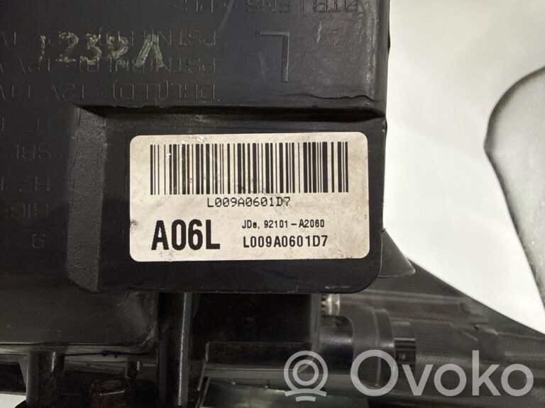 fbe7f788d0cd43c421145cc81a44cf2c-359d9b0b2e4c49e667ff52c161028cd6_headlight_headlamp