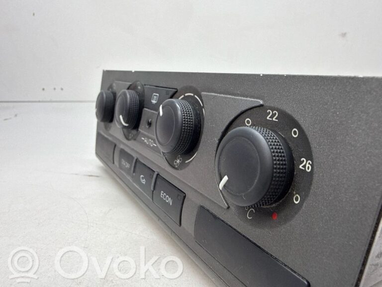 005e5457163d23ebef6ae8e4b83f9fdd-f79a1fc642d885494b6c66f3d94ffcdc_climate_control_unit