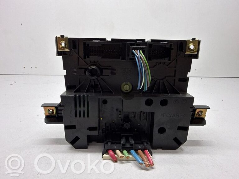 06baea4bb5d7978edf4951eaf7b140b1-d43e5ef2f8ed2ab916ade935397d089d_climate_control_unit