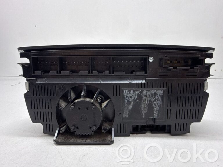 10d3bb3a10c8c8c3be3877b33de00538-29f75e78db9ffe771f56be40c6cf61ba_climate_control_unit