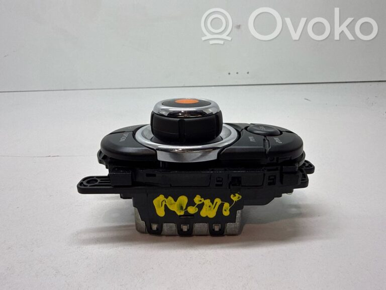 11dffa00ea1e2f1f69379954e7fc2eb3-e46643435a965b8d748495d74fb856c6_head_unit_multimedia_control