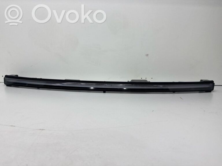 1ce6b9cfe7247d2c11d86556e6dc3fe3-6d2aaf68df228bc8b6a926c53f8af408_headlight_headlamp