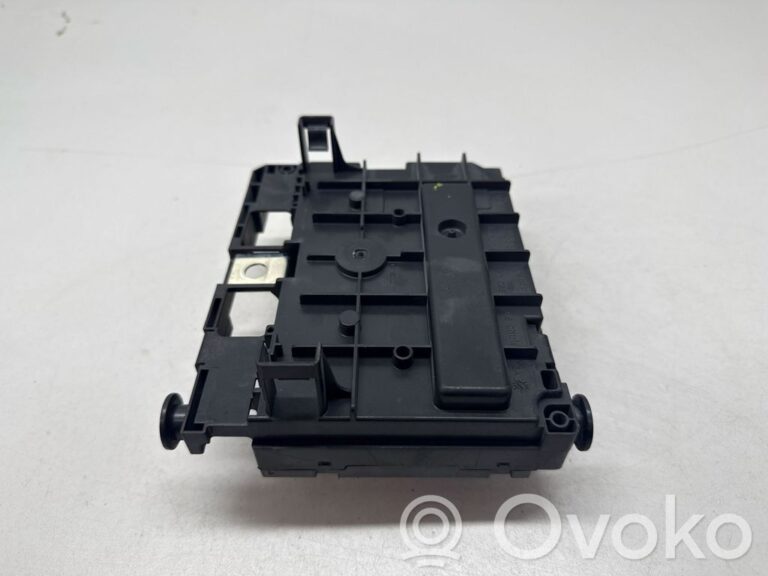 30376b04955bb964c198a7e5b0d3c30a-7fca07320476889c7fa8baf560279443_fuse_box_set