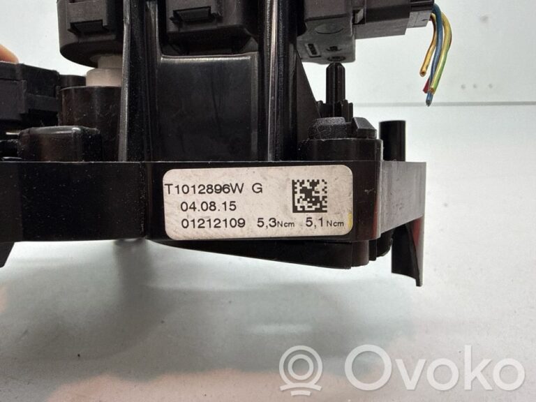 38a70e3154d6ffa8e24a4093c892009d-9169b74bafd9b42a34ca6e8254c94a54_rear_view_mirror__interior_