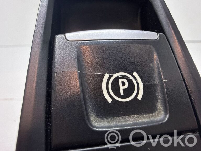 47a0742ba3dfaef7742668f468568365-9bcea3fbdd9d933ee3fbc5cc04669768_handbrake_parking_brake_auto_hold_switch