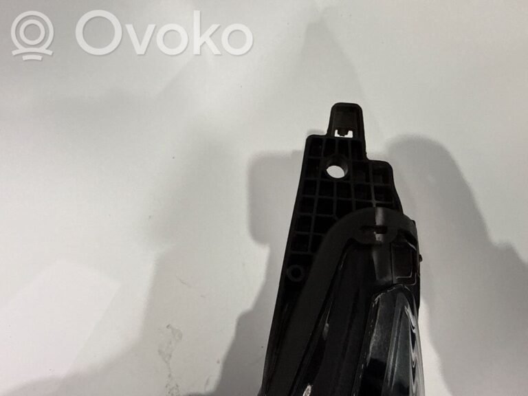 484f9ba44d85c0b49840ec428a9d763e-d69bd64a7127d49eef0845e07db31bf3_headlight_headlamp