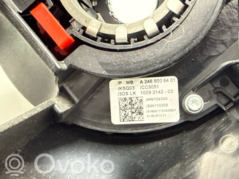 4ad92905f870459416f8554e7f051d5d-a4a23df5a786c31af20f3f6ceaf39f39_steering_wheel_column_trim