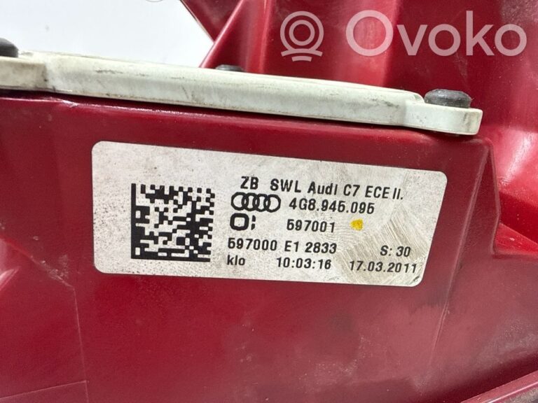 4f5f0e0437d0e7c22fb43201c917e15f-3b22f0b619499f13b0f83436c6ed2986_rear_tail_lights