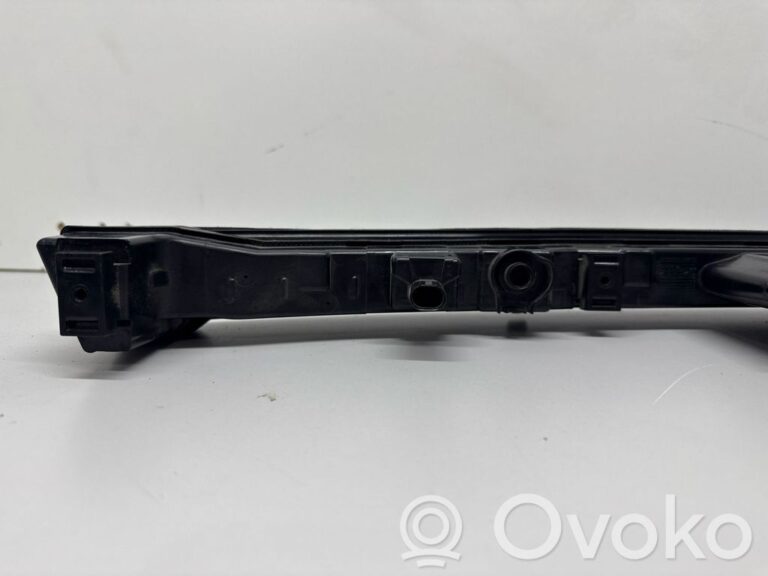 520205144a89fa102e370128b2972898-76e3cc71207b0665adca476b8fa45c5e_headlight_headlamp