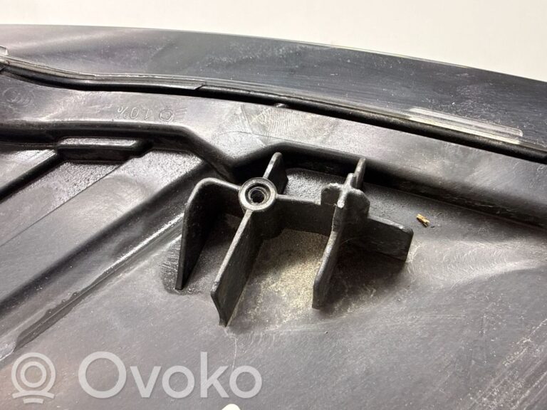 550ab036f90b5b8181062af49c4bd5d0-0b12ea2047edd9c7f7c8e4af62d0070d_headlight_headlamp