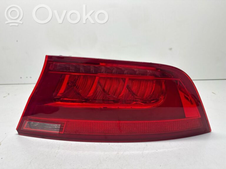 5c4133b57e48646df1f3c157f9677918-b4e8fe62cd8e99d2e19c319fdca864f7_rear_tail_lights