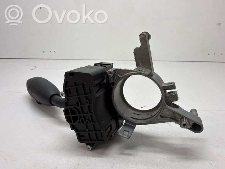 5de73f700b20f38b03facea56c0636b8-c497ada5299f9ce94d3ef860ea2fbc8b_wiper_control_stalk