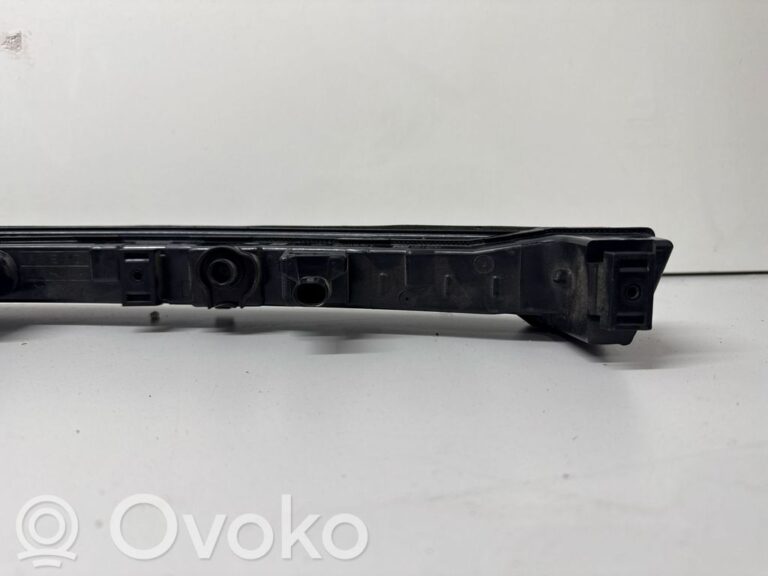 61c6030b69fe1d0b2b7175479f884836-69ad1a314f648da32a62c42efb71b335_headlight_headlamp