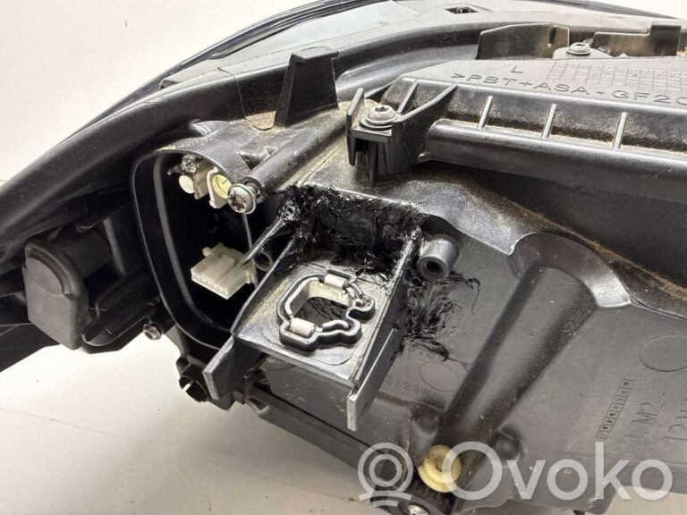 65aaadfcb6467fa3f23d6cd8c1d3902b-4fe386f03132ce1a73924c717f06af7d_headlight_headlamp