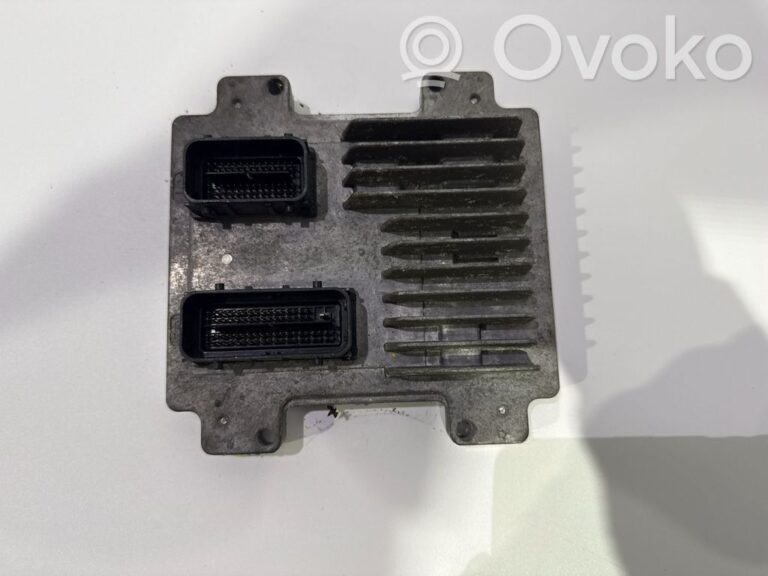 65c74197e0893df2e267368d012cf9e8-9b70cd2ec44eea5f2ce8e8792dd4e4cb_calculateur_moteur_ecu