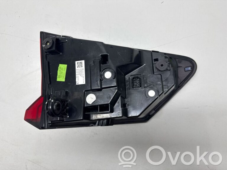 67bc6aaf9ae304c1213deda60502aa28-50329c026ff74af9943a5ee2f3c54f99_rear_tail_lights