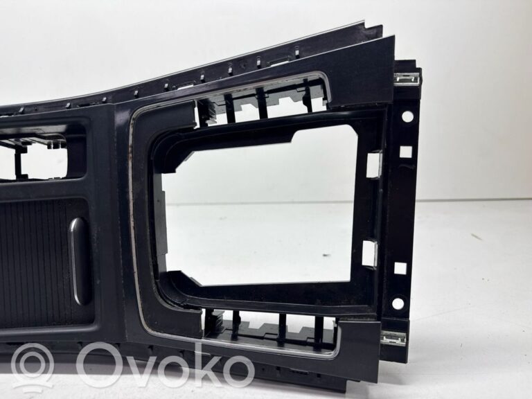 7605b4fa9878977edbee4a1a20b85da5-1f4de4fe36e48e7ae8c9407be7398606_center_console