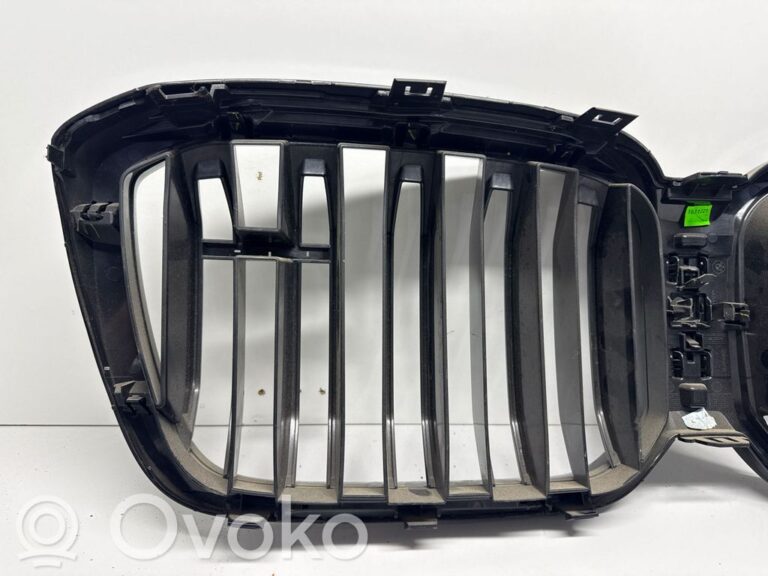 7ce7c600c49355b8e4a26f4a2b7e40cf-b316181dea5f21637032fe4c94bdcf35_front_grill