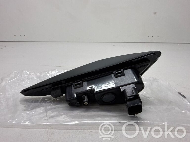 7d1fea3fa6e0d0372e658d04d36d6ed1-0fadf48914acfbf14c251743460ae7d5_side_fender_camera