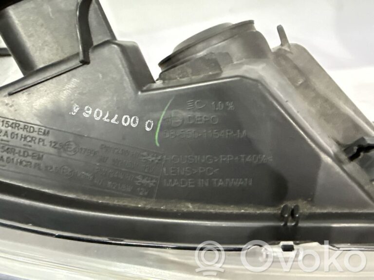 8499b56f182732db658eb005c4eab777-04379e36f4a3dd72956f28436677f9f4_headlight_headlamp