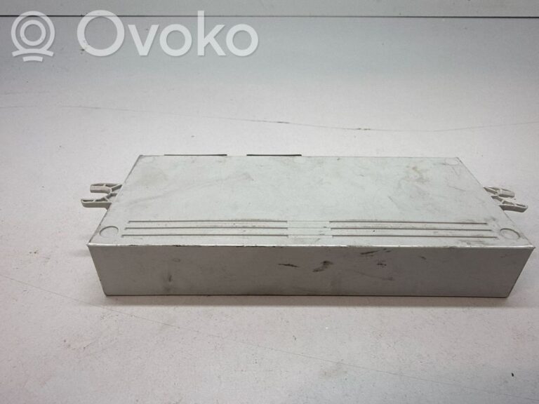 881f9440fbf46020d29092603b923a40-5f74eb8165ac669ce216c044b039d9e5_tailgate_trunk_control_unit_module