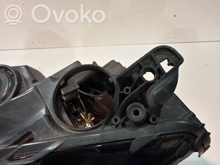 9cfee0b8d51d00a52ec2cc4fa6300ac5-69c43bd7085db4be7c2ea0a9d91c5435_front_fog_light