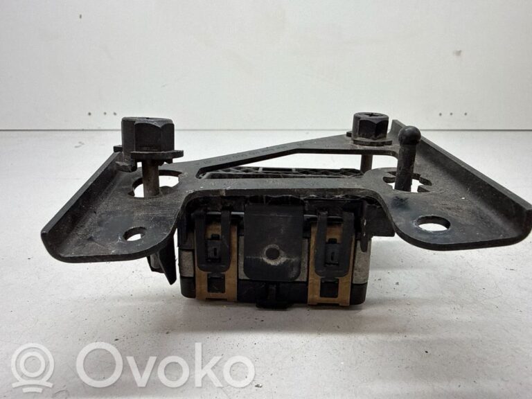 9d963c3786d1acd8c4d4d5c641e4a6e7-3e84d55bbe948db4248d4877a75ed017_distronic_sensor_radar