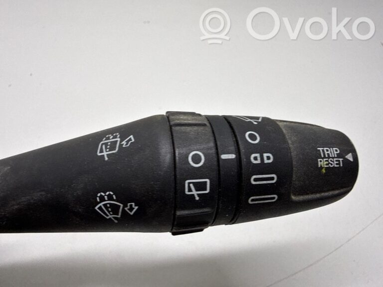 9dd539ffe05be5582af6945d68a1f0e4-f2fd2ea61b22d55959b1d3044936c136_wiper_turn_signal_indicator_stalk_switch