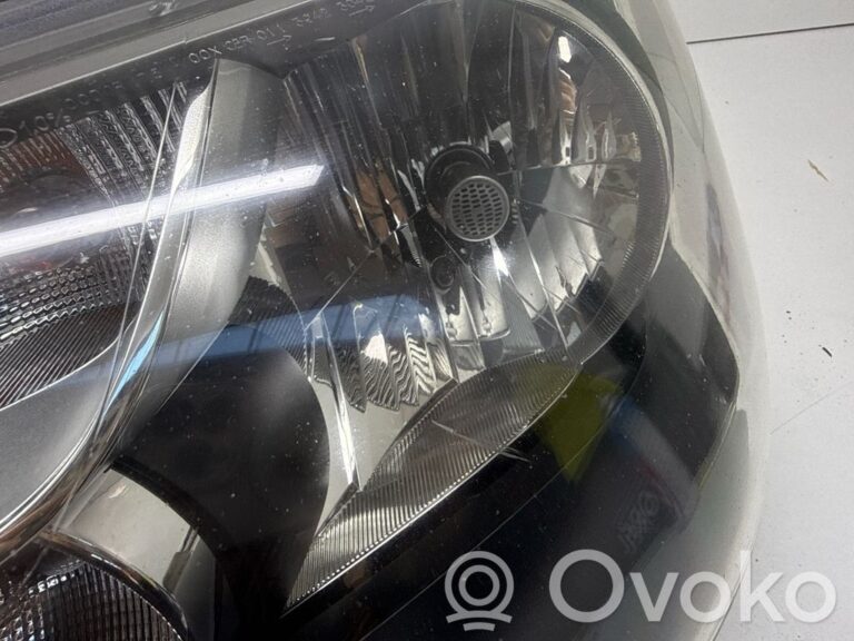 a10af710d58c4b82d94397e6455beaf0-e7f163eff5b1a170eea7e96c8dbe6d44_headlight_headlamp