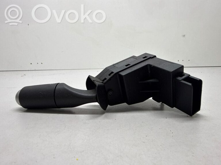 a488f1989f4e0d6b65f634b75c3f3aad-9e560cbd794f0029af014eb4928b2502_wiper_control_stalk