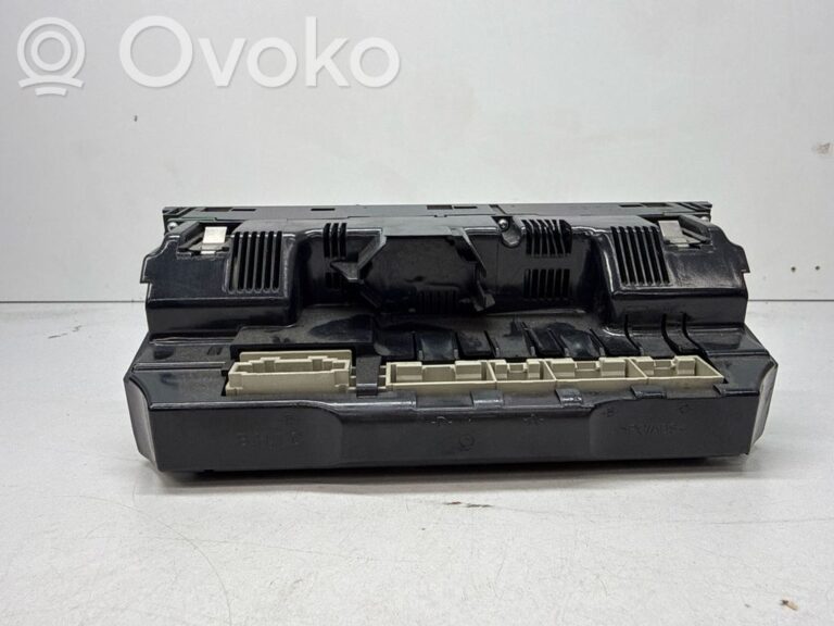 addf1b1f425ec0b651de0f84ce59c03e-664071d0c24add258162504a6f7afd0d_climate_control_unit