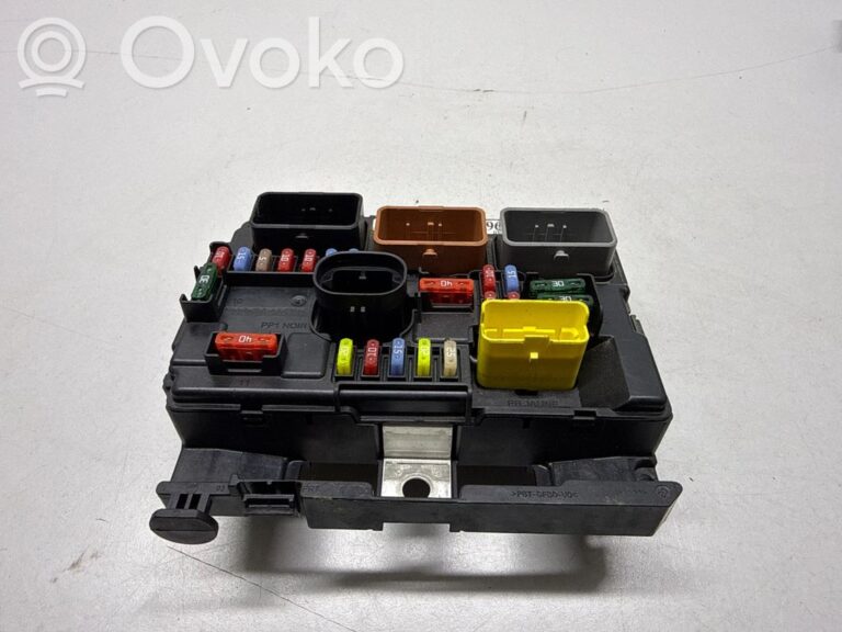 aee6e5a4f2c0dcfad3f52ef6c66730c8-ca82778e82db1b6fede70b491ea2bc9d_fuse_box_set