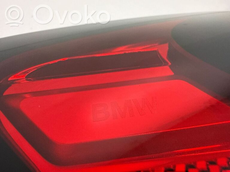 b2ca1eedeafc6dae3e2517a67560fcac-b760ea180fc741a5c6b679c09b086e97_rear_tail_lights