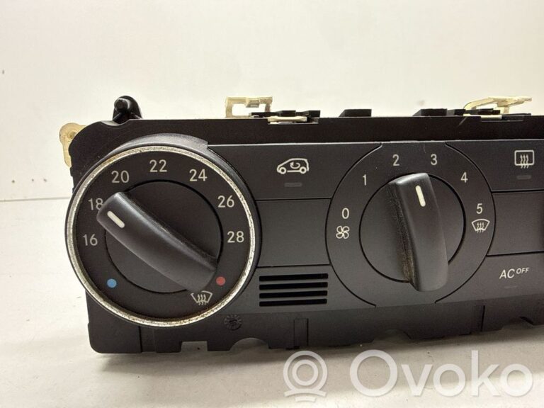 b55f5f780ca83acca657f40a0a0a3641-5110870b0cd3f58357daa4fed7c0079e_climate_control_unit