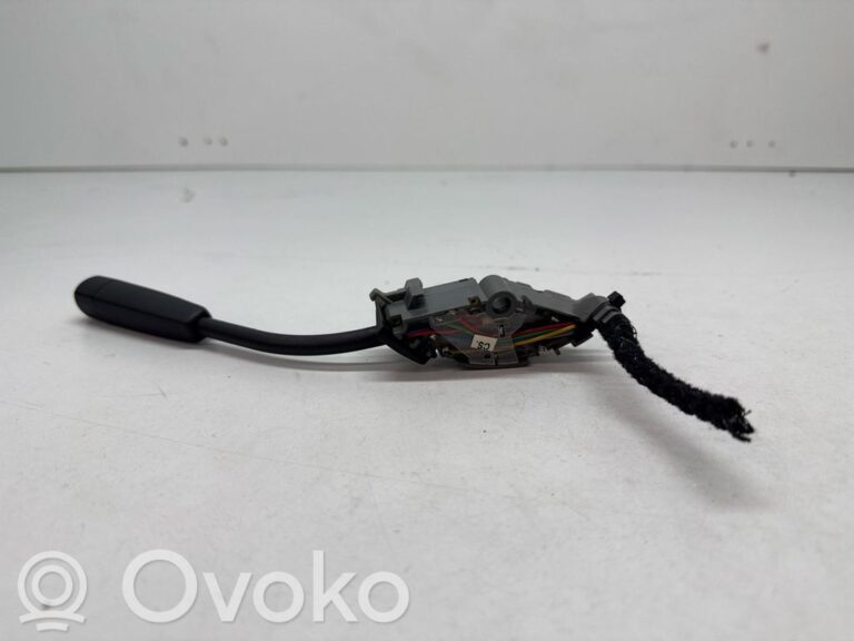 b657b8a634437a9c3e2947cc2c376065-92117f7f0e9235b3137409ef0a5665ff_cruise_control_switch