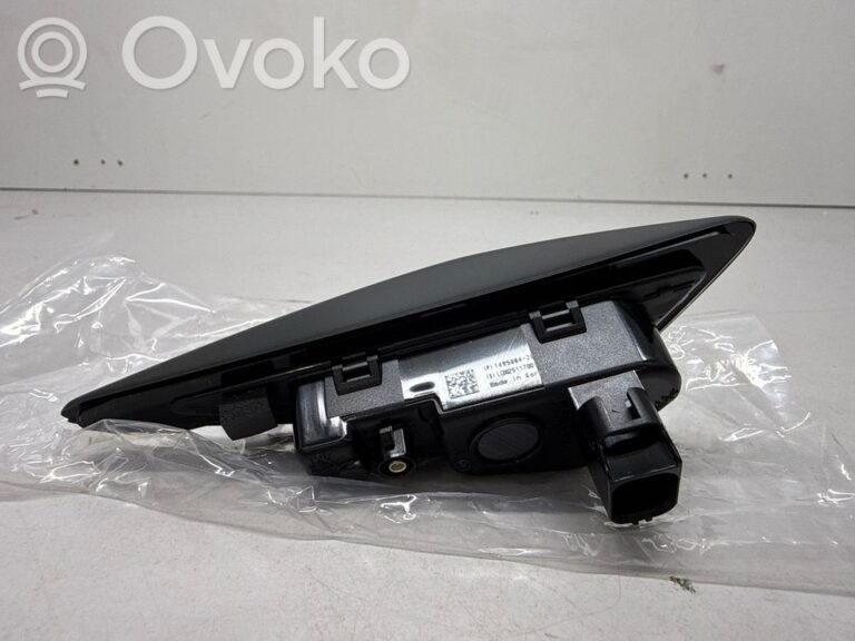 beb3c4bc9671579c81f1babcb3587245-c75baa736fcdcb9416b2cf7352a66199_side_fender_camera