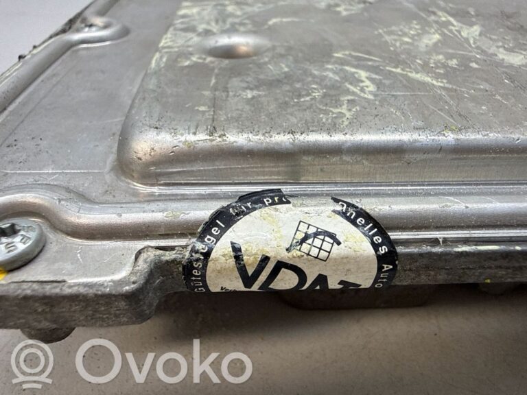 bf01c786eb87677dc3f8f1ef2f10a3cd-558a87417cad4221e5e359246575b75f_engine_control_unit_module_ecu