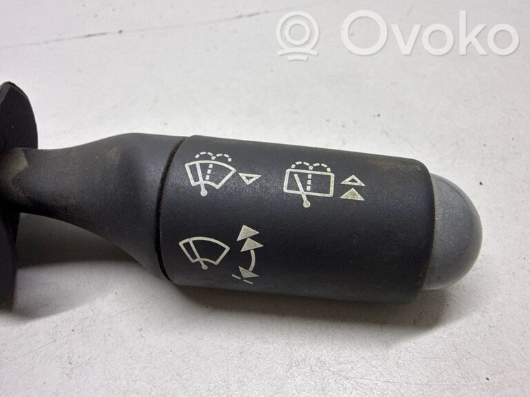 cbf58ffbe0413302b8113d7486cc86dd-e44a24c450bc7909e38d55f995440254_wiper_control_stalk