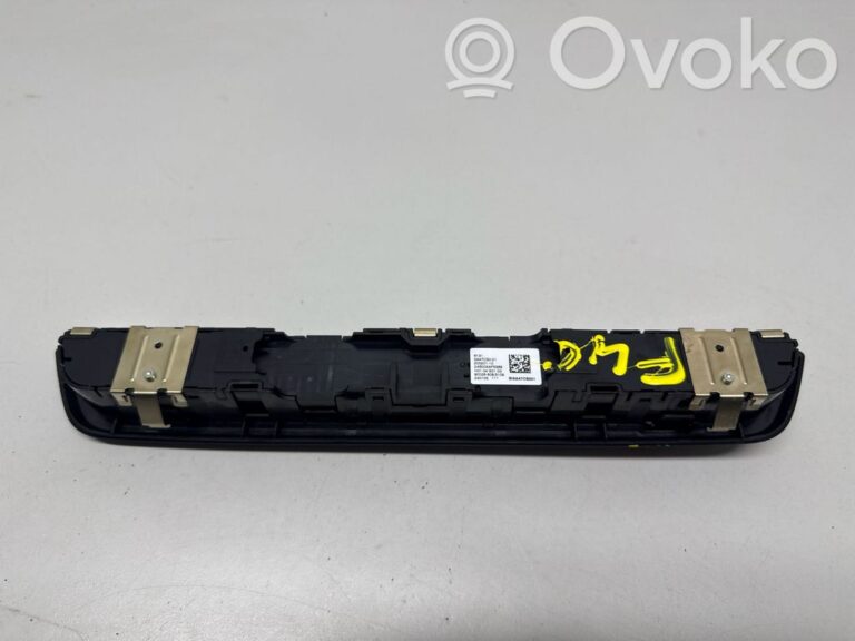 ce8854a5e8c13cebedb84d52badfbd50-c8c99fd7083ca8c52632fc36bfd51490_climate_control_unit