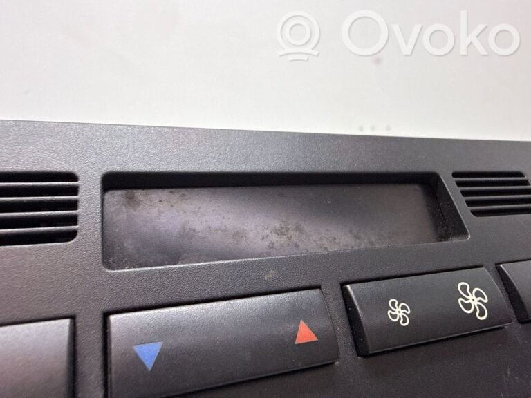 d55f3c2b09be3274f7077ddf4657beca-4fe5f8c55032bb53a994041b5c6996f4_climate_control_unit