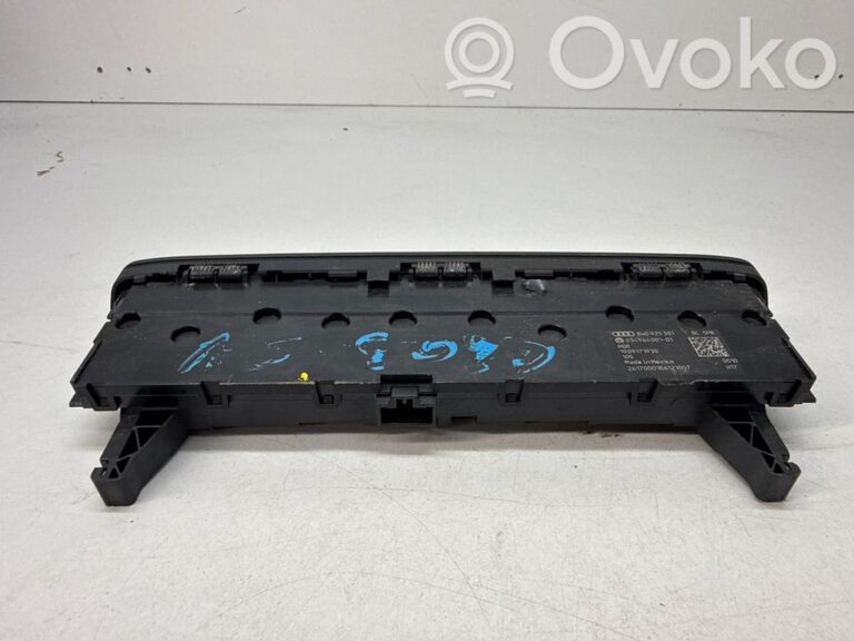 d97a34c38d513cfbb2701115cf5d8959-565142f5d8fabc5114d6b978ac7c5abd_a_set_of_switches