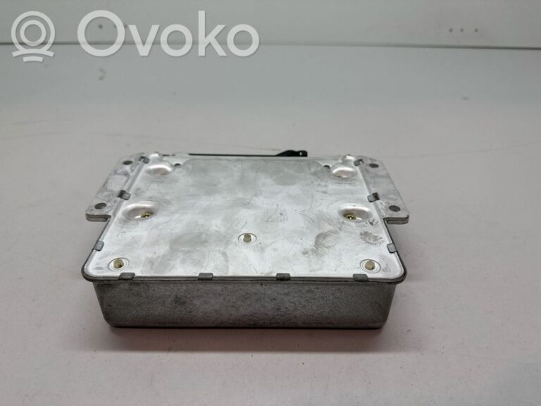 e196c597f75c84aa612d9edb5f9de75f-ee82fbc4f0188133a925217439f286b5_engine_control_unit_module