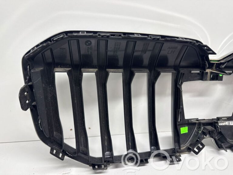 e70c33352380be8896075788b61190de-55e9f9f7556c061b2739a0ed59da7eaf_front_grill