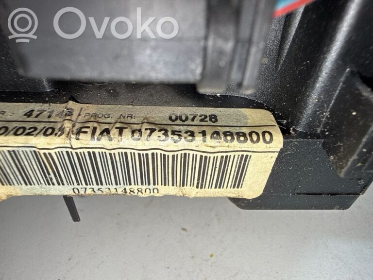 e7a9868ad0117d235148825fdeb1ed4d-ccf5a0658d8355f0484cf6b0e188ded7_wiper_turn_signal_indicator_stalk_switch