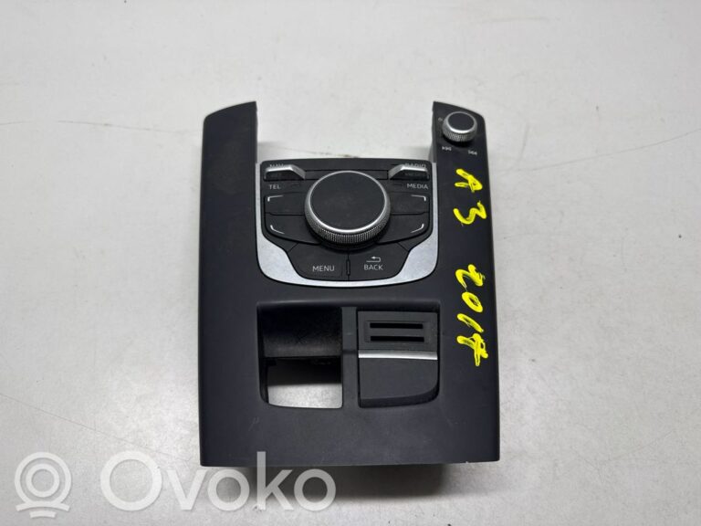 e97254dd456ee6f5278e1394dd20e880-467684381c5341e6eabc8e8ce636454a_head_unit_multimedia_control