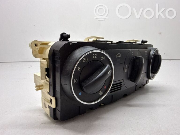 eb798d570840fa99f66295d4781ec5c3-441127cb4da7cd893582d4260531bfc3_climate_control_unit