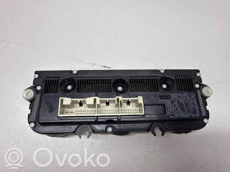 f7626662199fc09463dee00b1a462f82-51506e6c6e7418d8d241649e5d2bace9_climate_control_unit