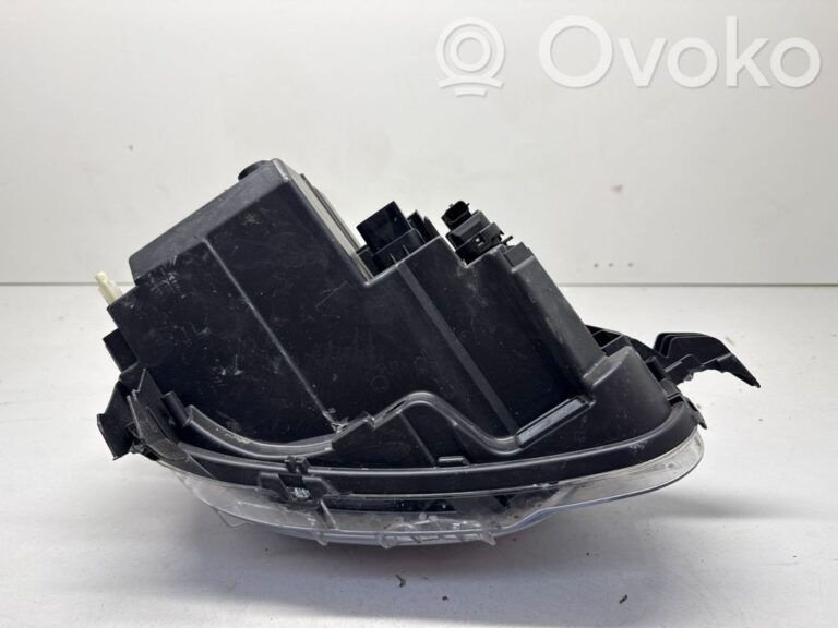 f8b8060e2d3d7269a0a52e1d247a2988-9514e074843cdd6dfe603846fcc5518a_headlight_headlamp