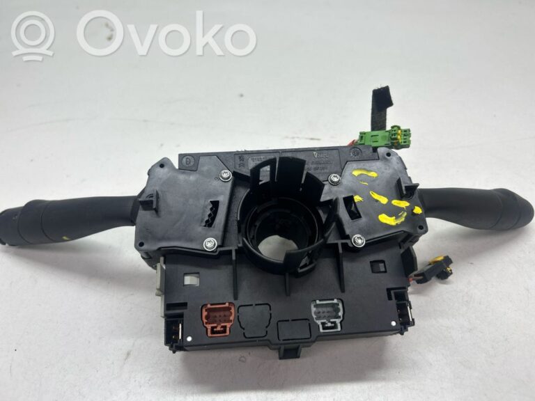 03d20381efc968205369db9becb3d39b-2e7cc7e38e70c9891a97720d10a1553c_light_switch